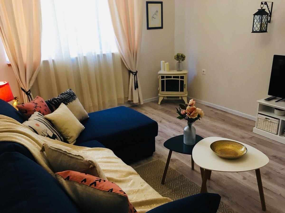 Urban Garden Apartment *
